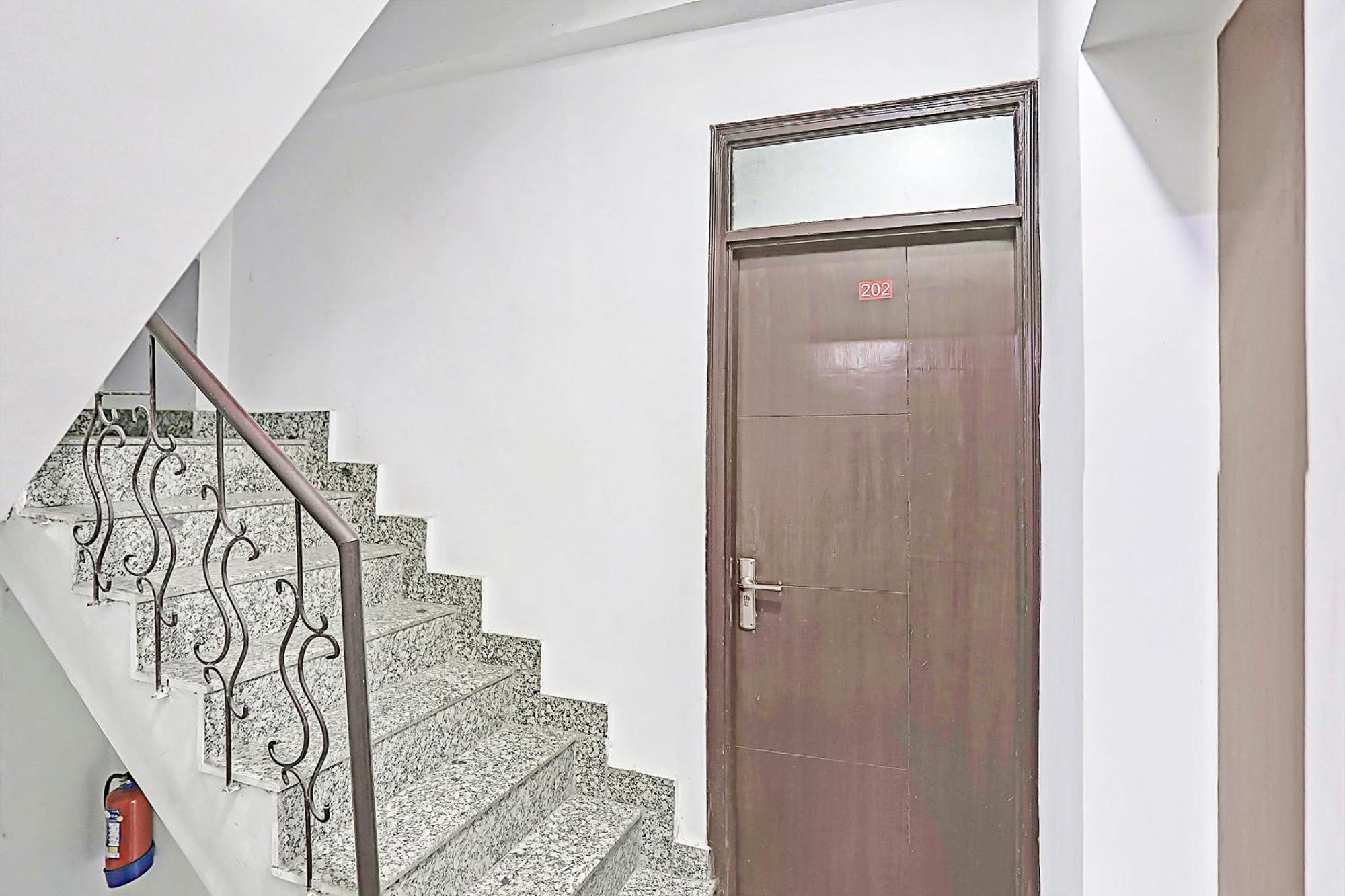 Hotel O Sun Villa ニューデリー エクステリア 写真